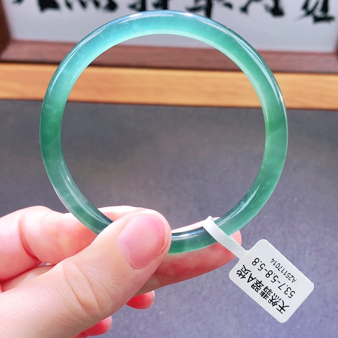 翡翠未镶嵌手镯天然翡翠