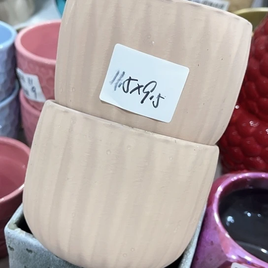 多肉绿植陶瓷花盆9.9包邮，有孔