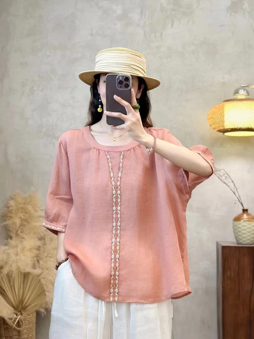 新中式夏季圆领七分袖文艺衬衫民族风刺绣花朵宽松百搭苎麻衬衫