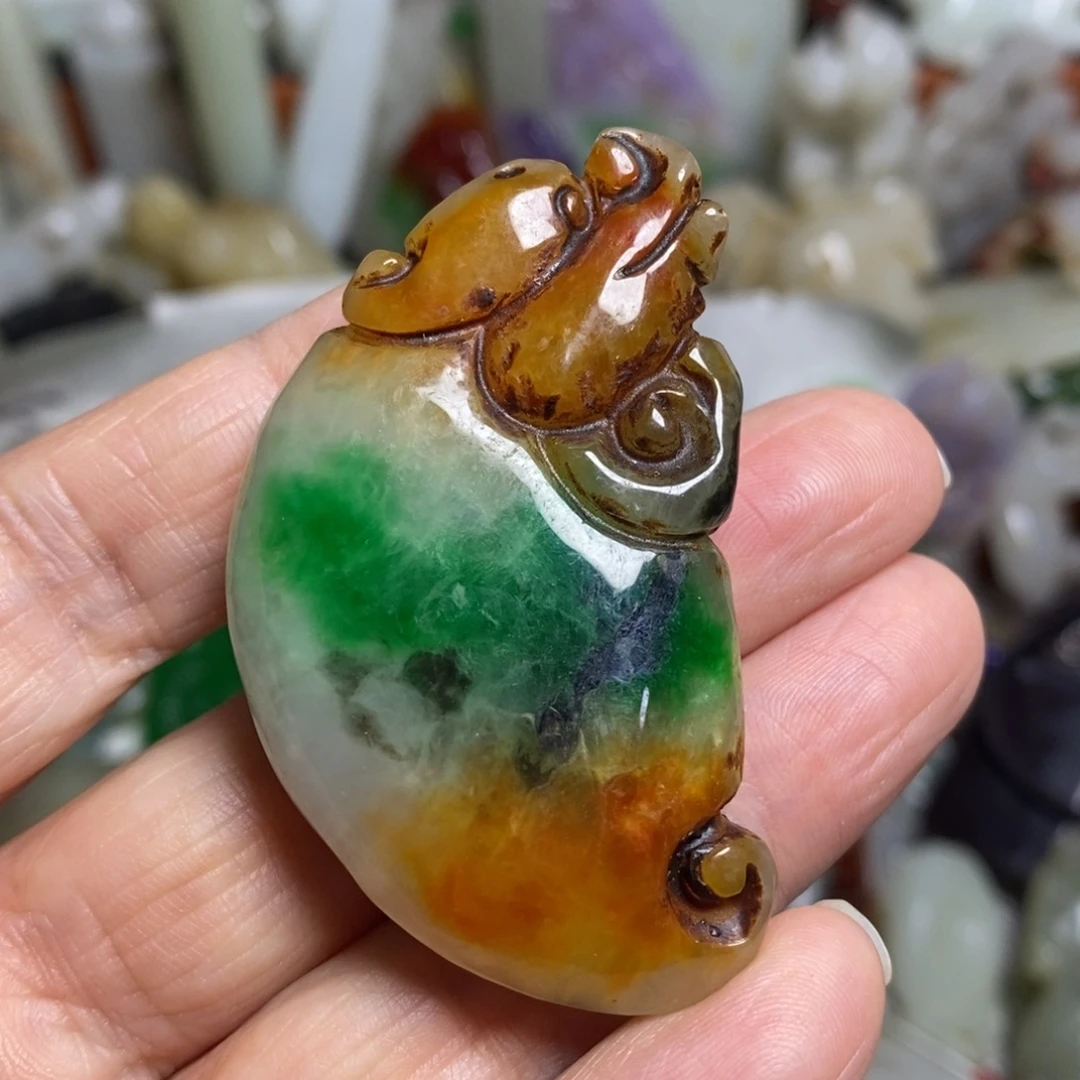 和田玉（糖玉）未镶嵌颈饰