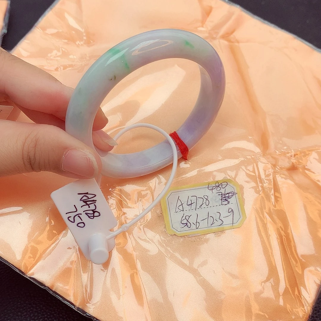 翡翠手镯未镶嵌天然缅甸翡翠A货