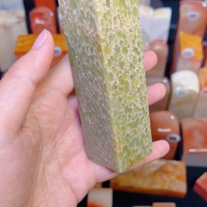 老挝石云*淡老挝精品素章