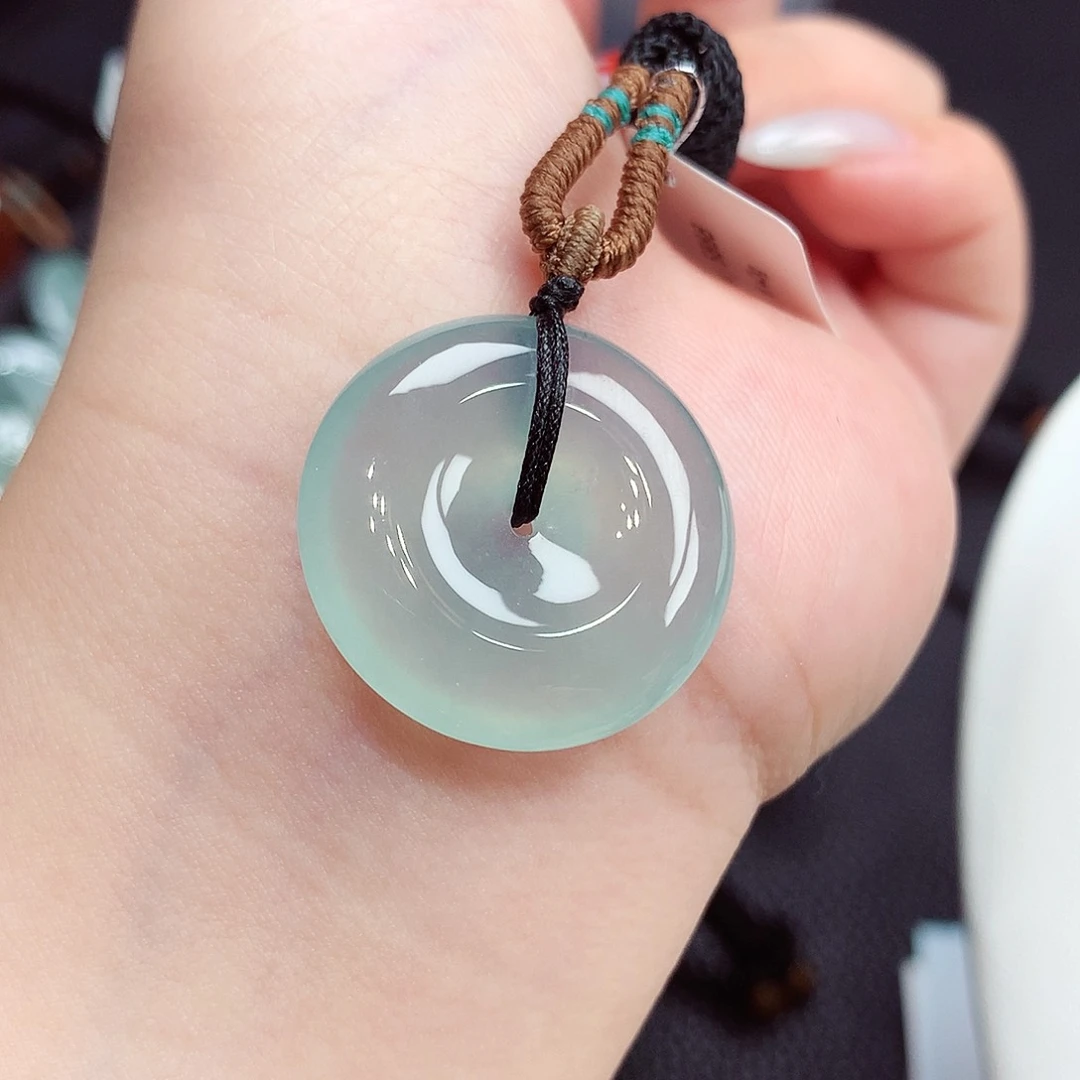 翡翠未镶嵌颈饰翡翠36，24.4/5.9