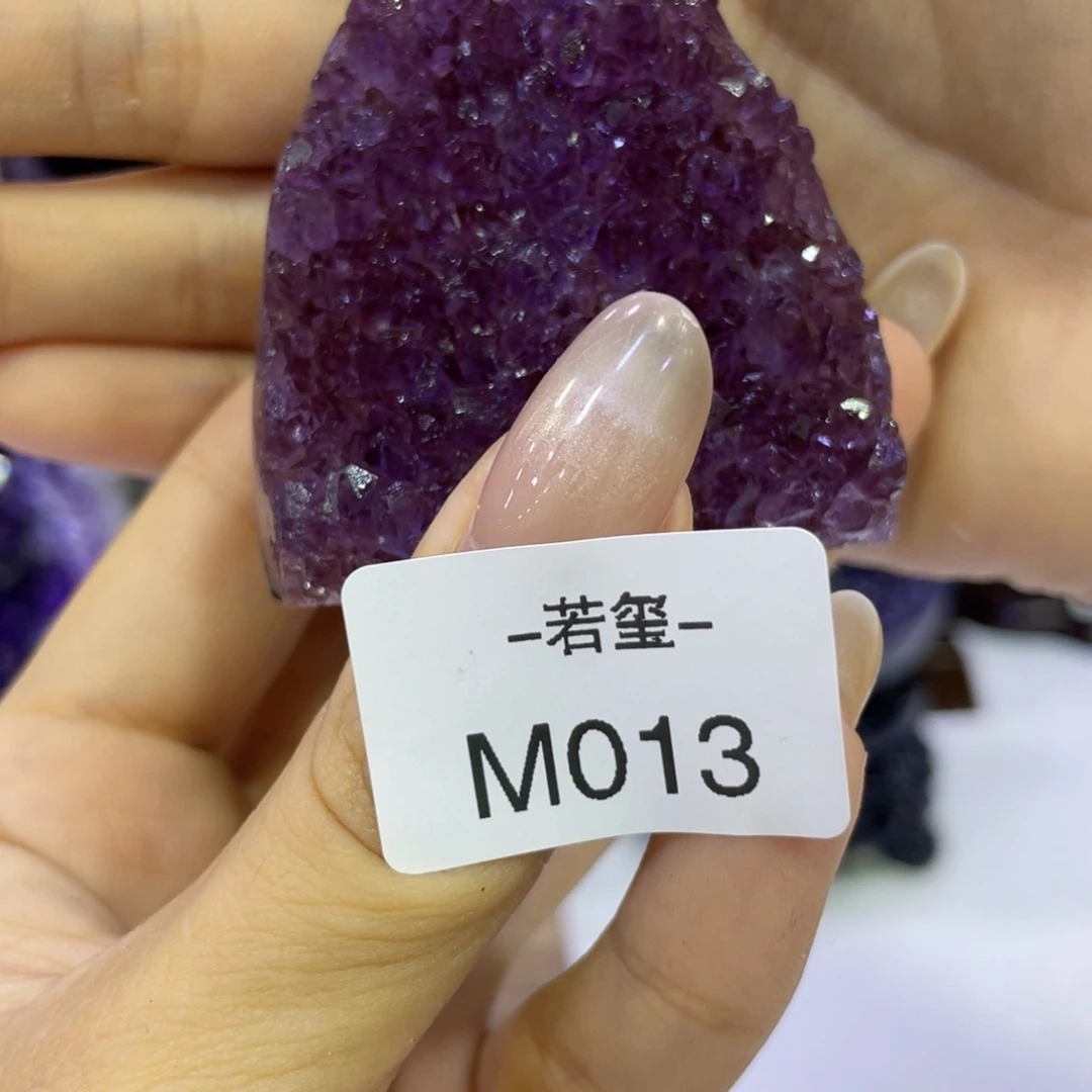 未镶嵌紫晶大型摆件（非配饰）乌拉圭紫水晶摆件m013