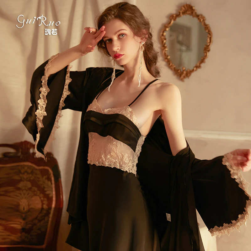 瑰若80-140斤缎面蕾丝拼接低胸交叉露背吊带睡裙睡衣纯欲1541