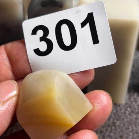 老挝石老挝精美素章