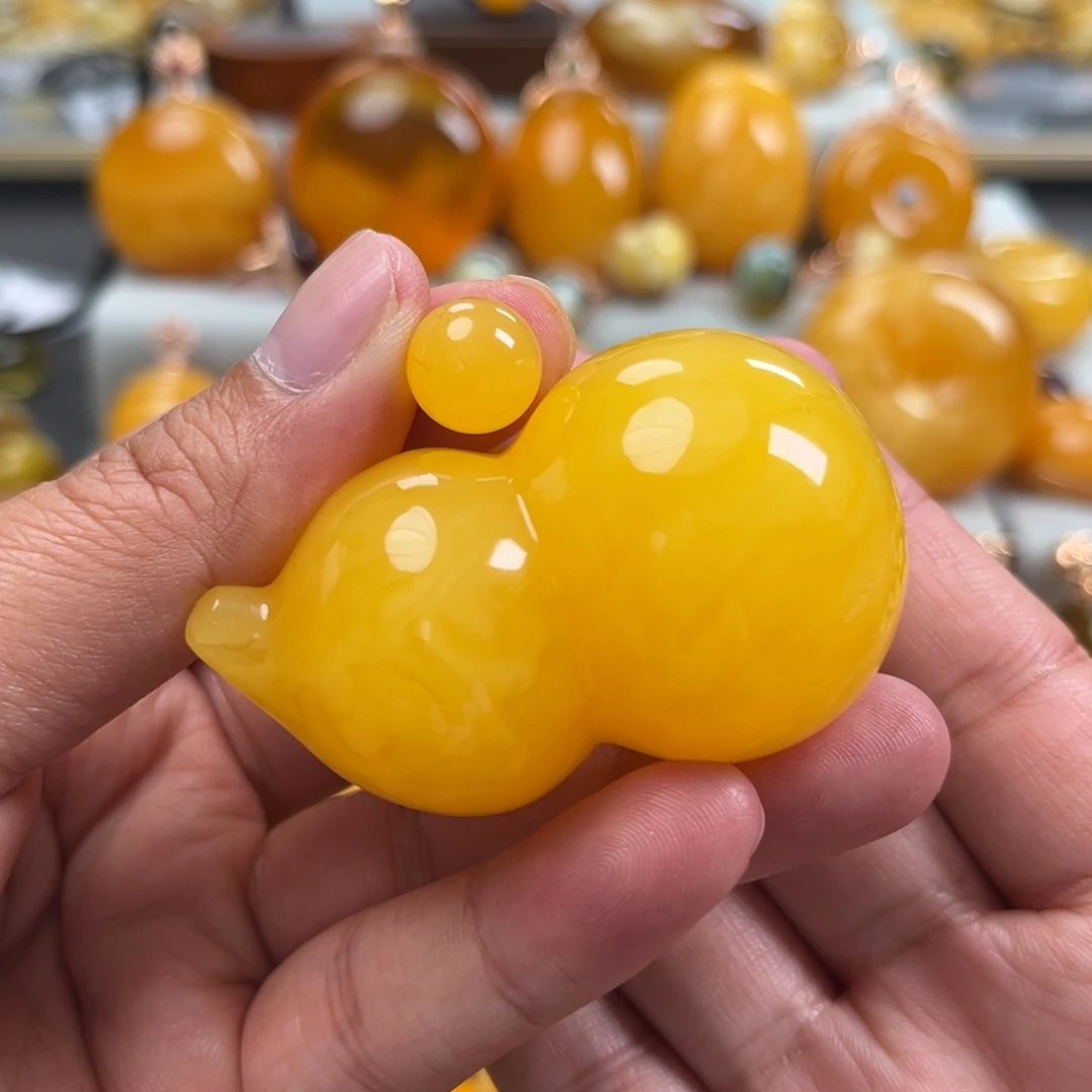 未镶嵌蜜蜡珠宝奇石
