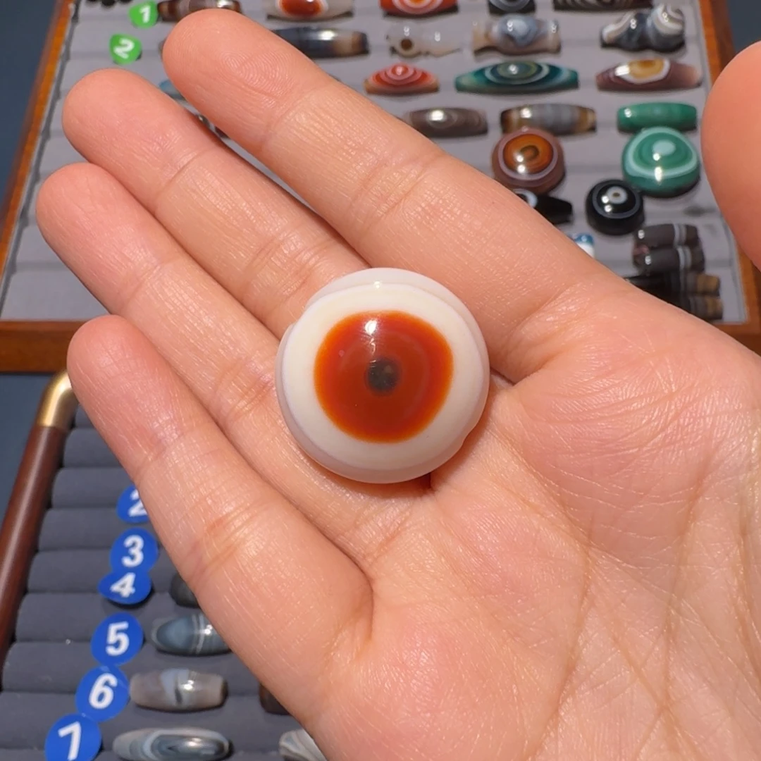 少***我玛瑙/玉髓未镶嵌珠宝半成品