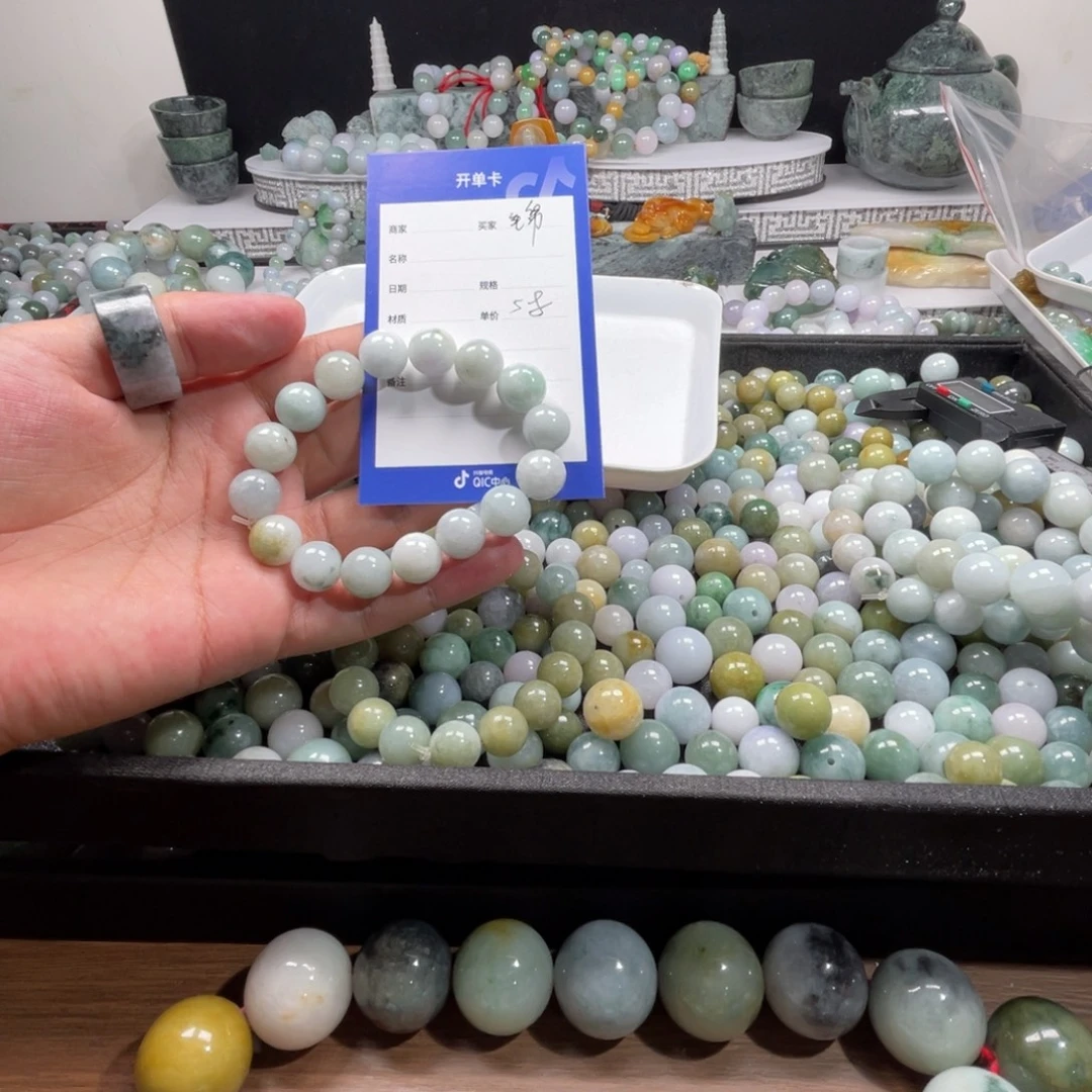翡翠未镶嵌手串12加珠串