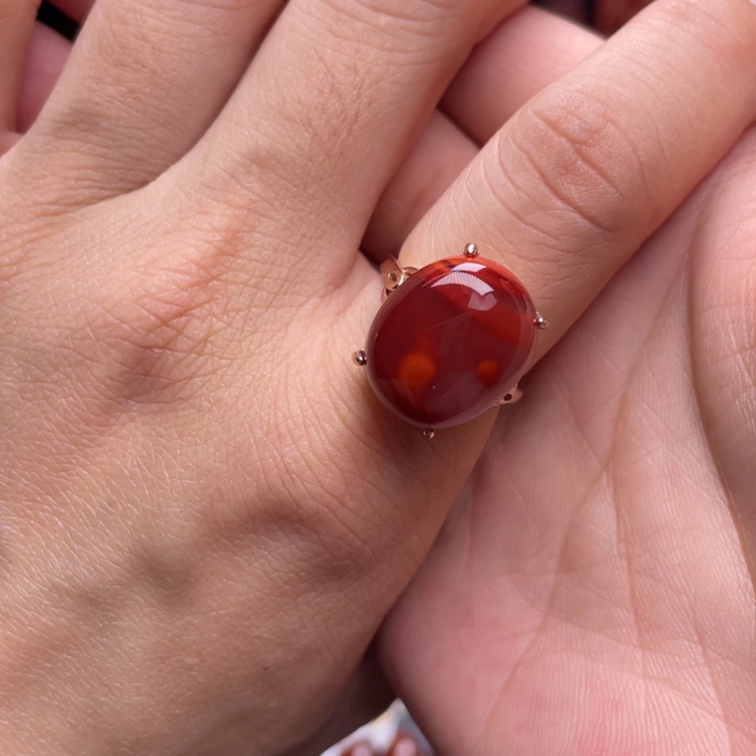 【闪购商品】银S925镶嵌玫锦红蛋面戒指南红玛瑙
