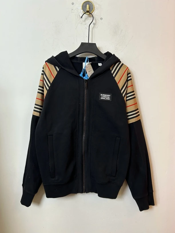 95新 BURBERRY/博柏利 黑色卫衣外套