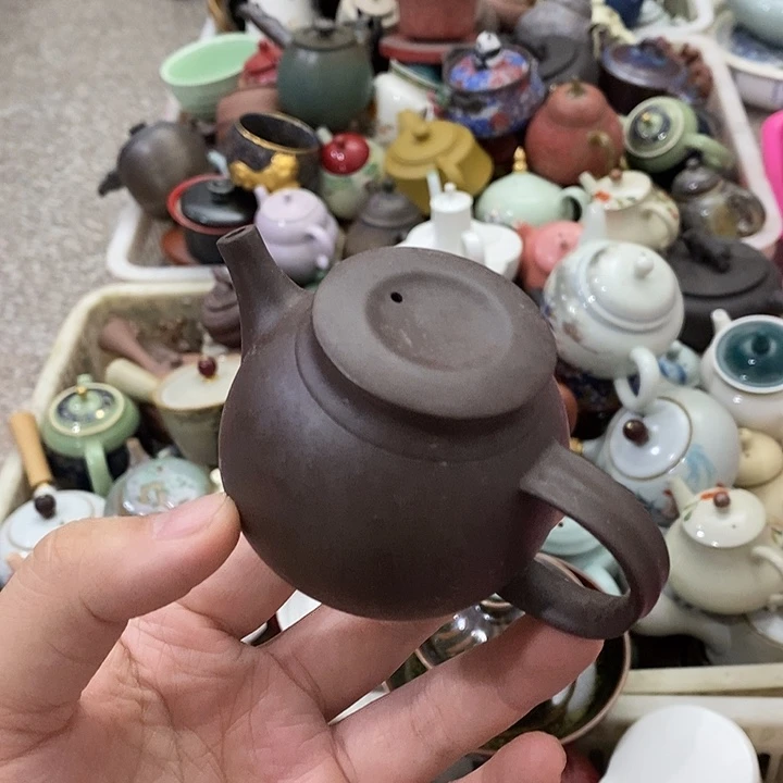 陶瓷艺术品及陶瓷壶