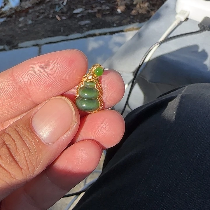 和田玉（碧玉）18K金镶嵌颈饰