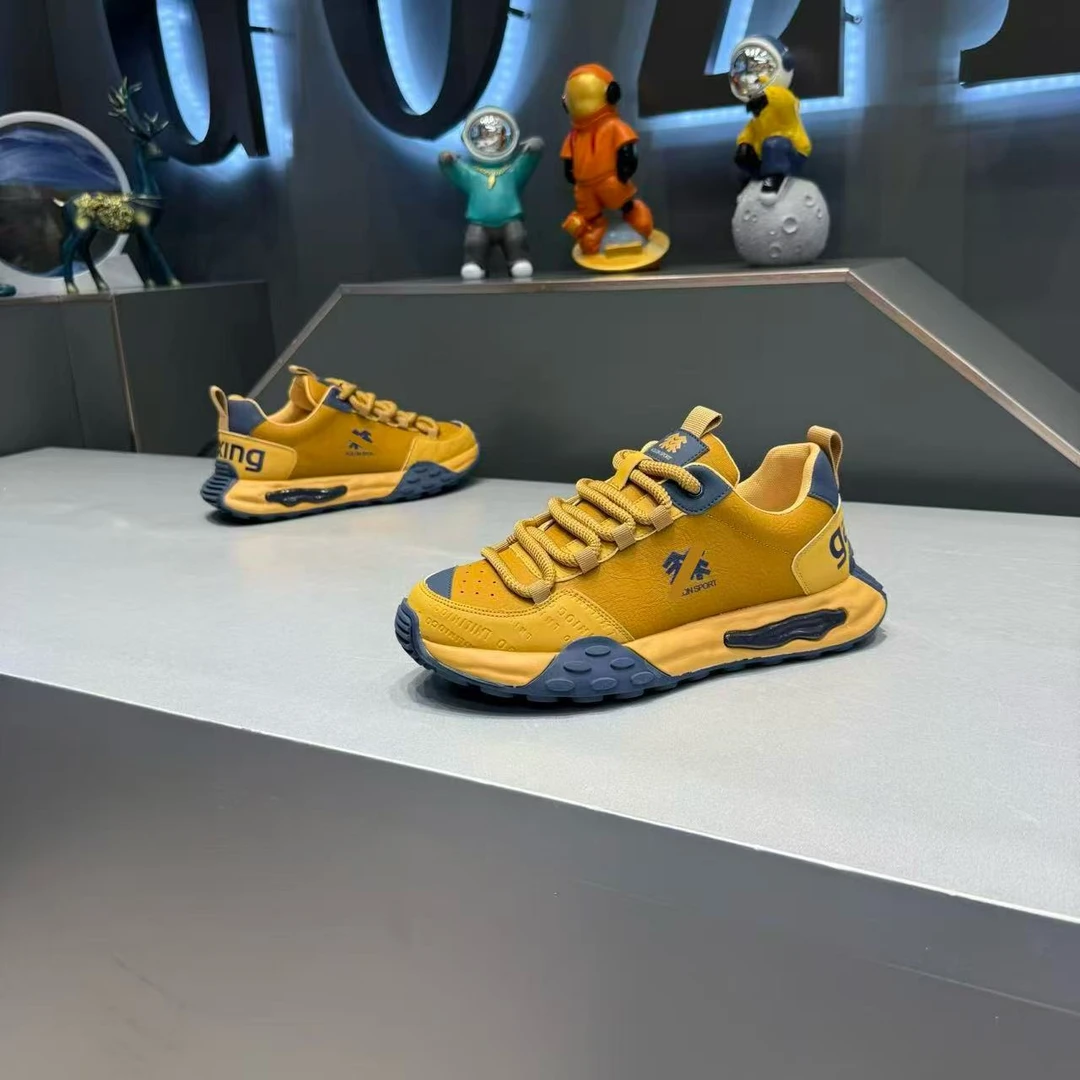 拼色低帮秋季新款2025男士时尚休闲鞋百搭舒适透气潮流潮鞋