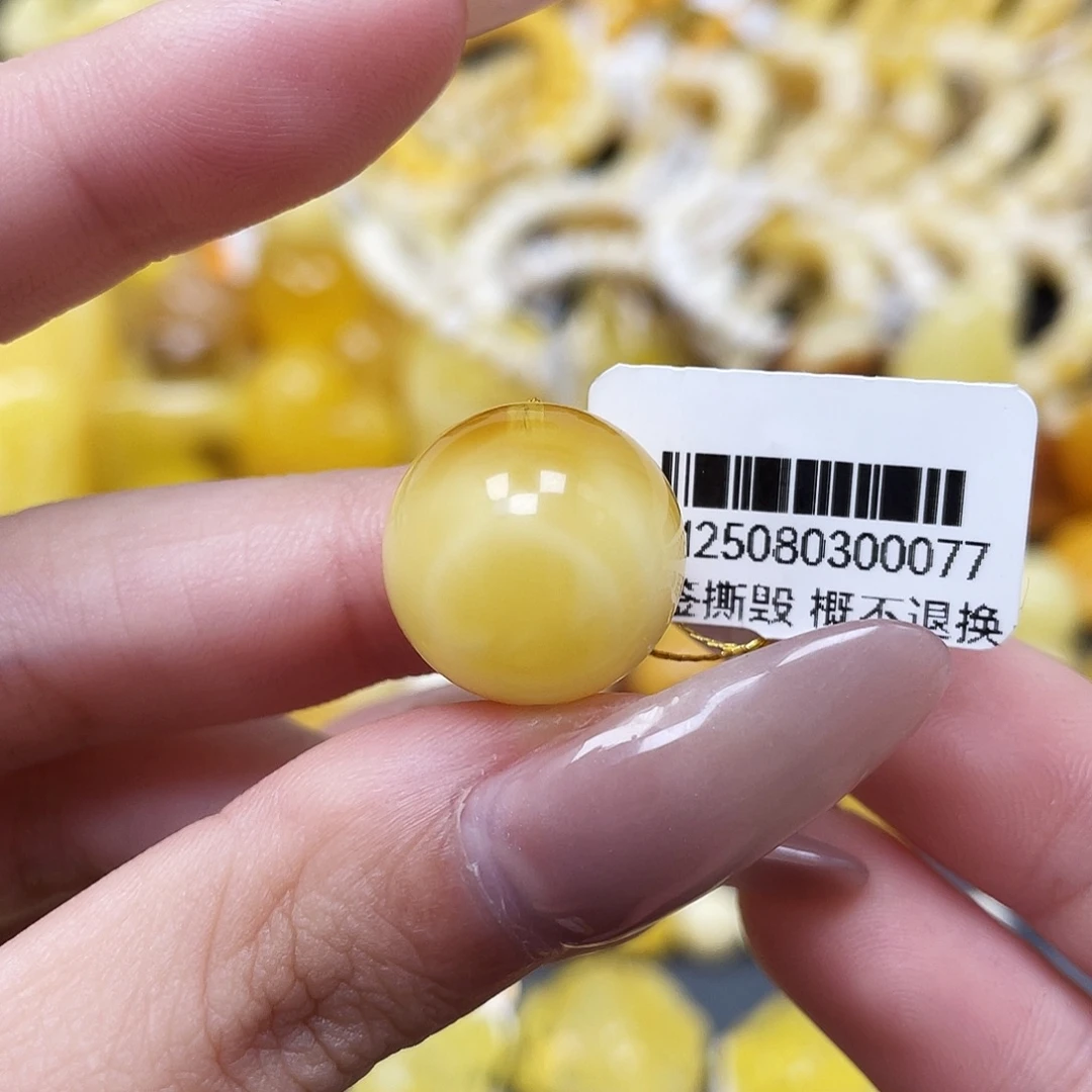 琥珀未镶嵌裸石16.5mm浓白蜡金溶洞圆珠 瑕