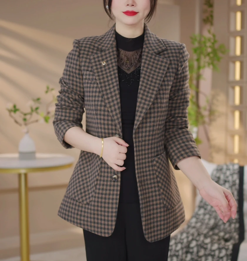 气质修身格子西装外套女2025年春秋新款洋气百搭休闲大码西服上衣