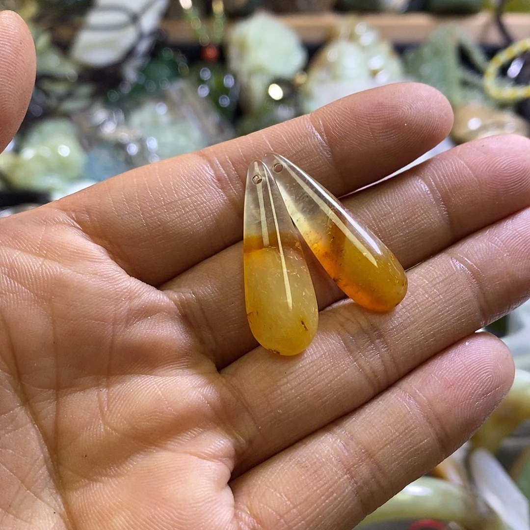 岫玉未镶嵌手镯耳环