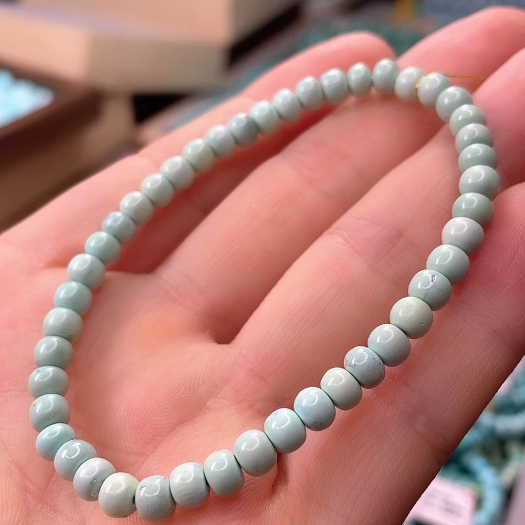 绿松石未镶嵌颈饰