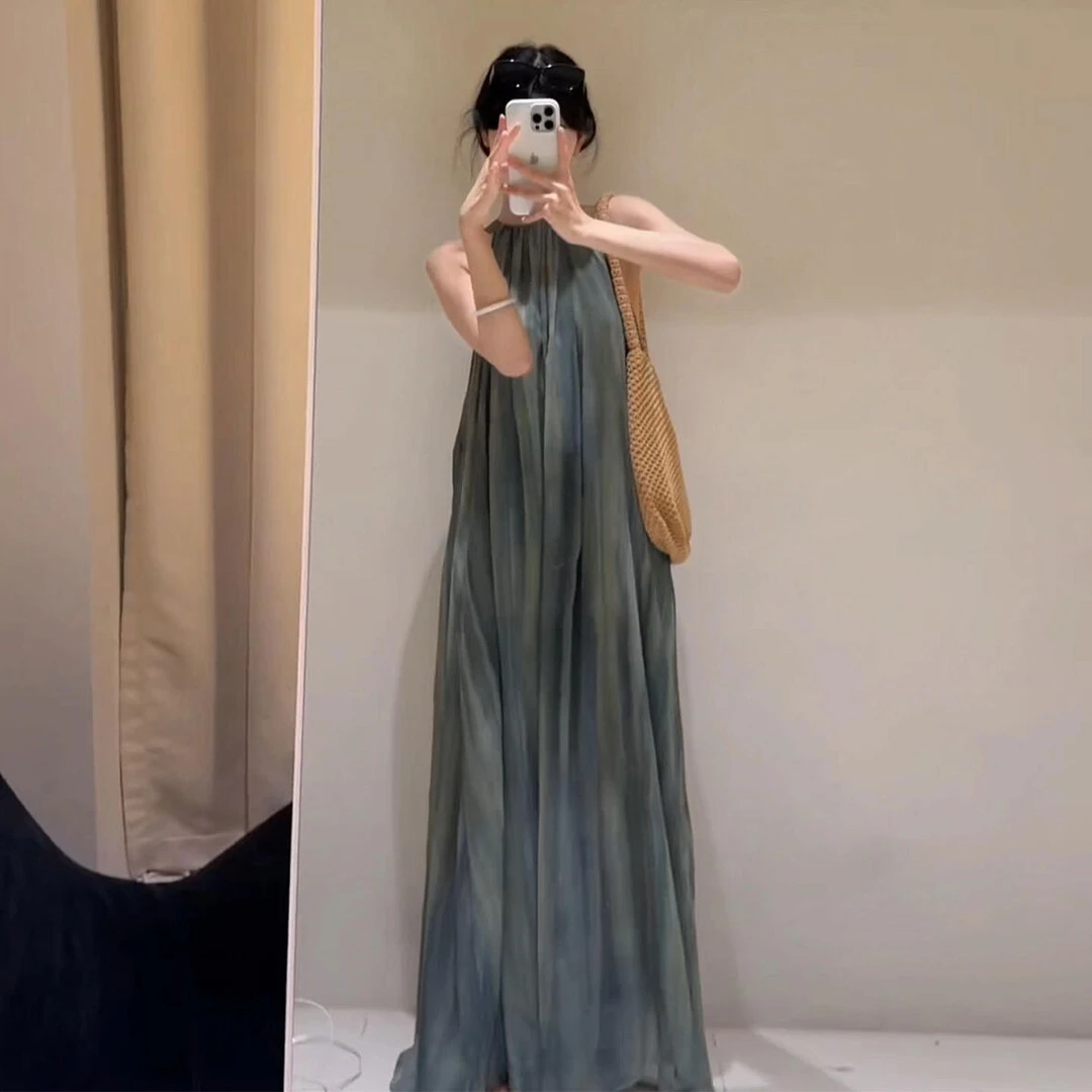 大方得体气质挂脖无袖高级感连衣裙长裙子夏日感度假风仙女穿搭