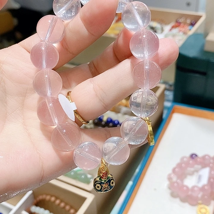 心****皮质足银设计风格