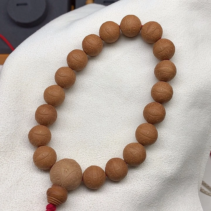 凤眼菩提手串凤眼菩提手串小13左右尺寸D5