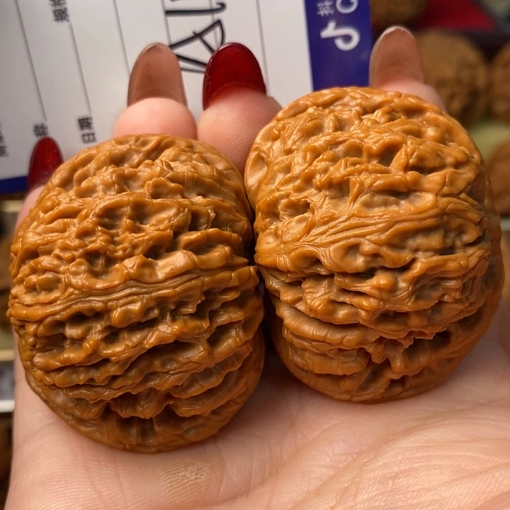 大***车桃核把件精品大南疆
