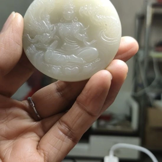 银***树和田玉未镶嵌颈饰