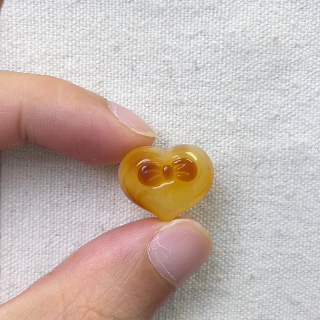 琥珀未镶嵌珠宝奇石蝴蝶结爱心