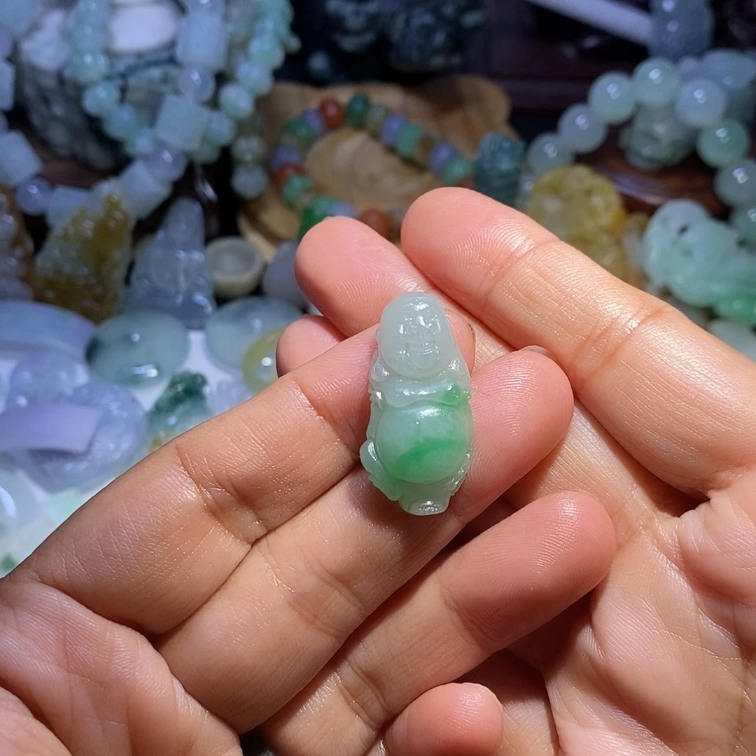 ****️未镶嵌定制翡翠佛公