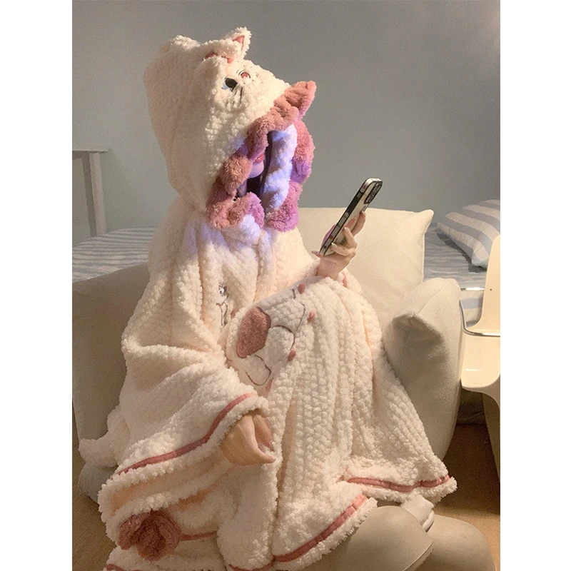 韩系甜美可爱珊瑚绒猫咪睡袍女秋冬爆款连帽保暖舒适可外穿连衣裙