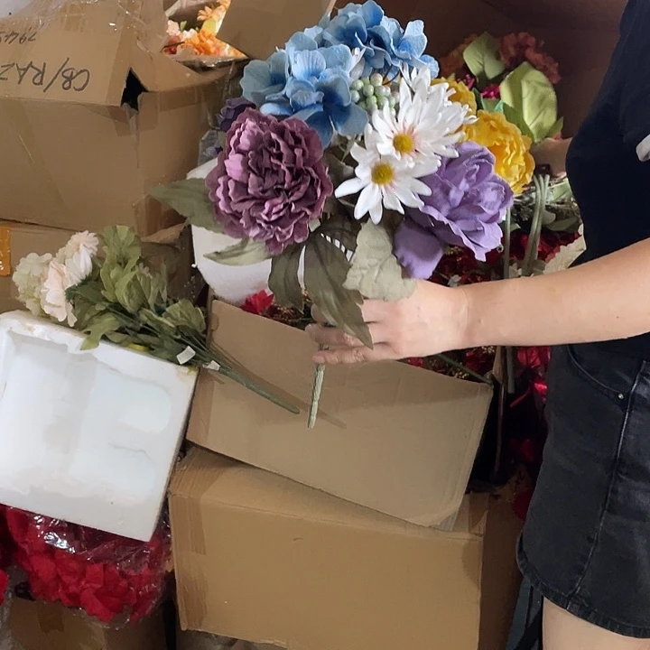 陶瓷花瓶部分（微瑕）