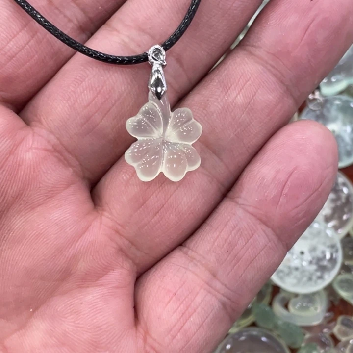 蛇纹石玉合金颈饰