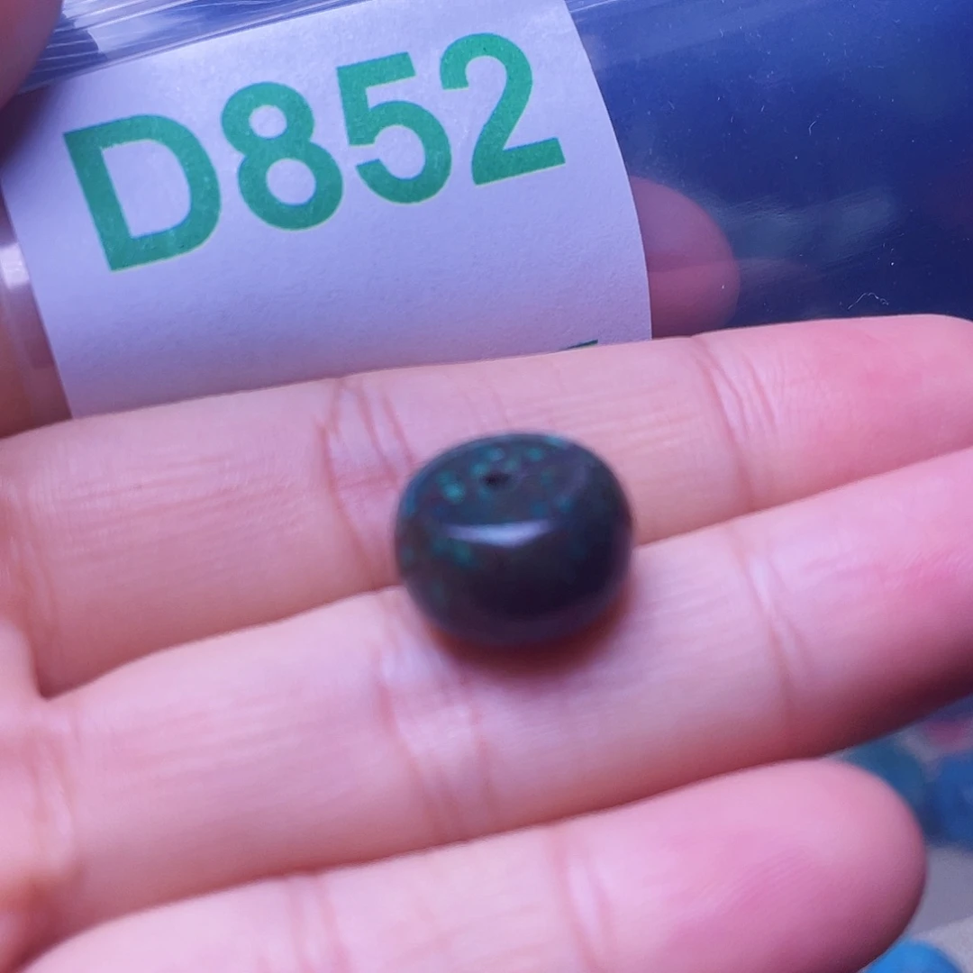 十堰原生态绿石头特色手工配饰