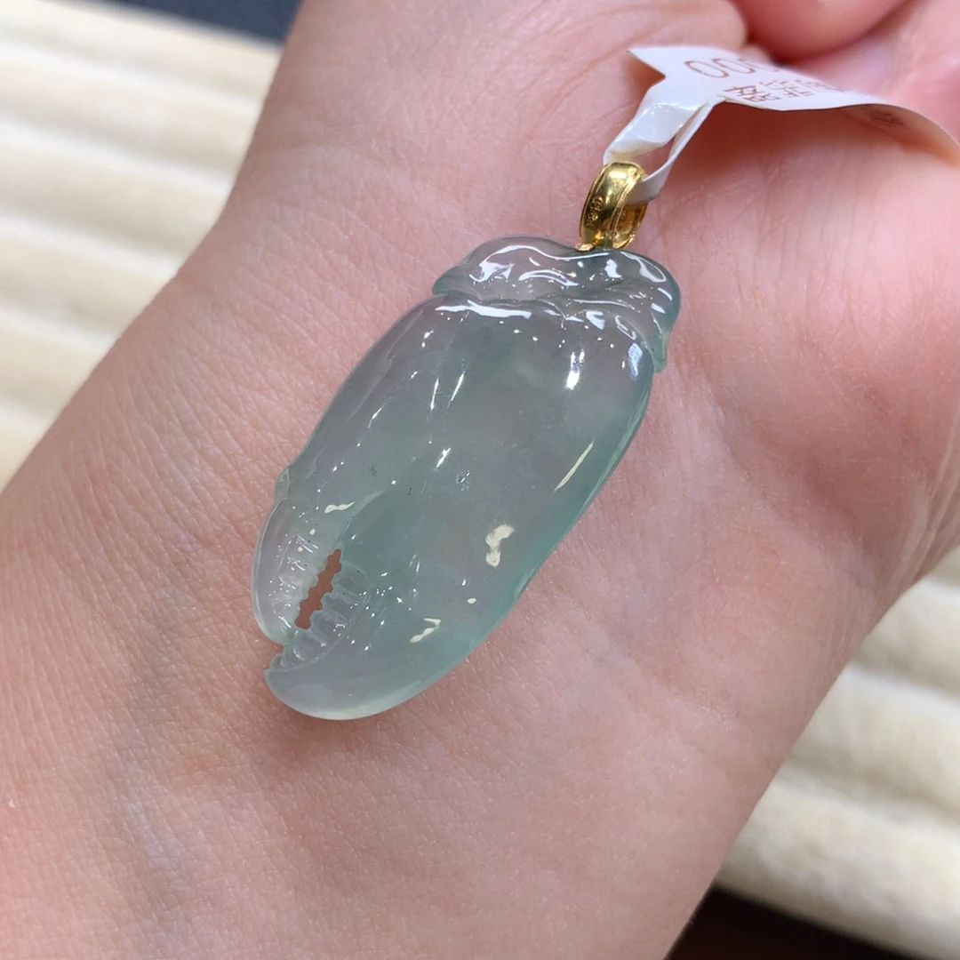 颈饰未镶嵌翡翠吊坠