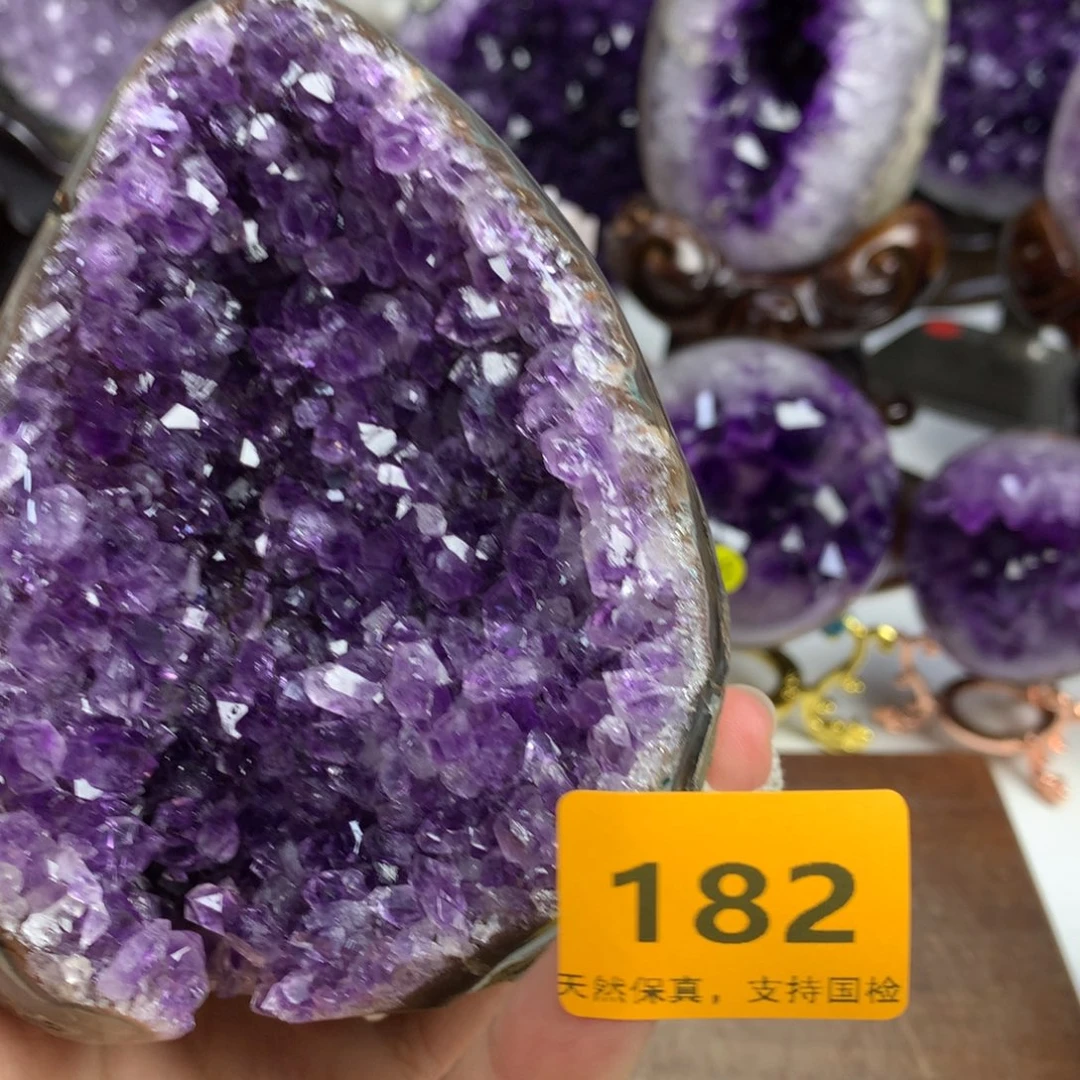 未镶嵌紫晶摆件紫晶