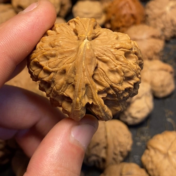 文玩核桃吊坠森***1文玩核桃异形单只