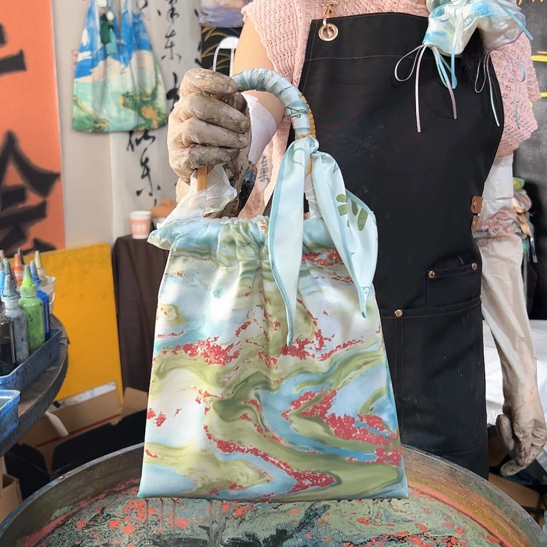 063夏日荷塘竹节荷包