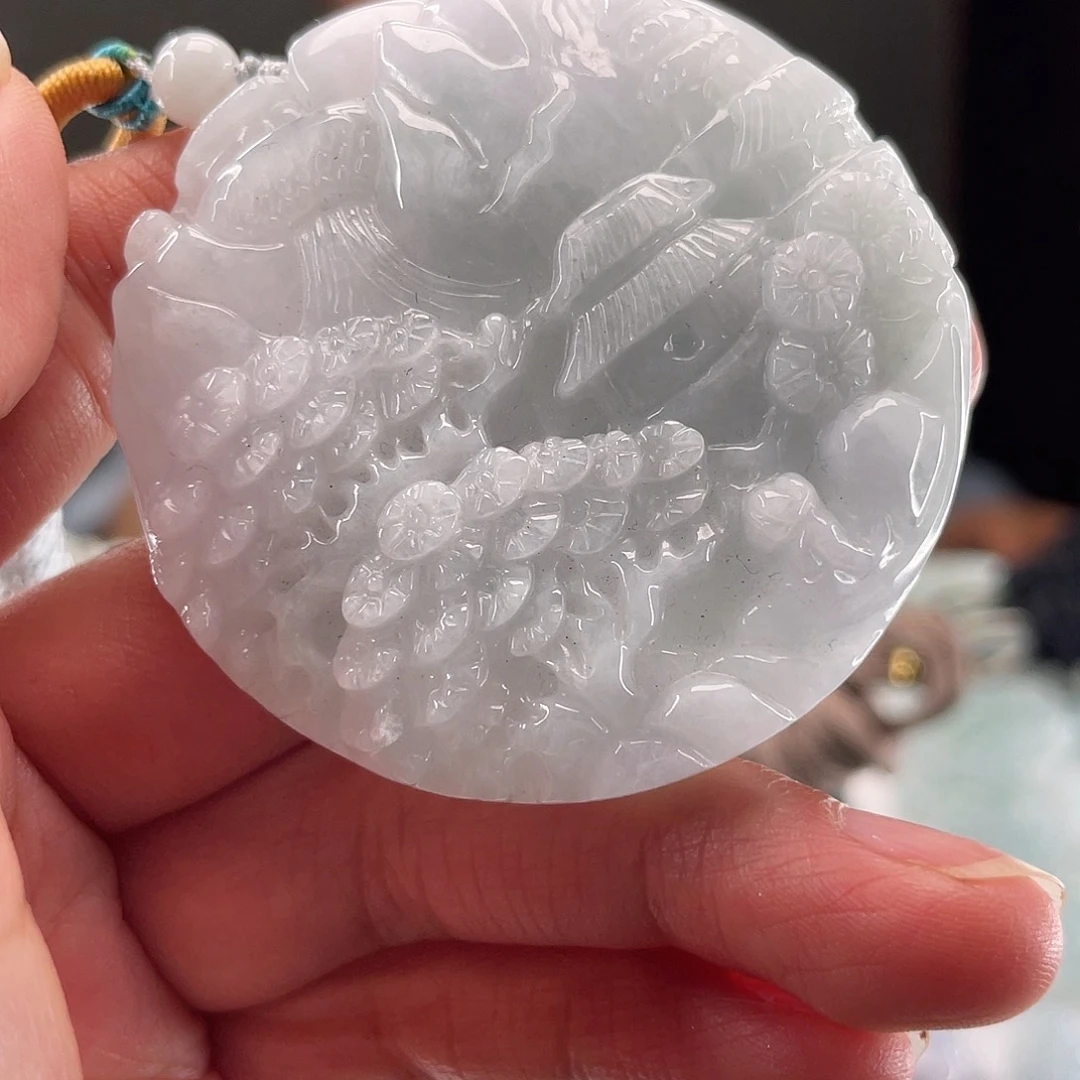 翡翠未镶嵌颈饰山水牌