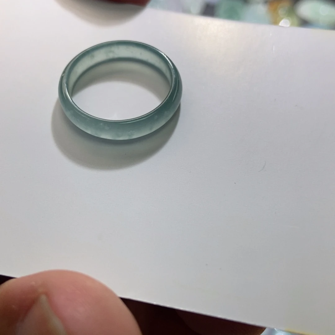 翡翠颈饰未镶嵌天然