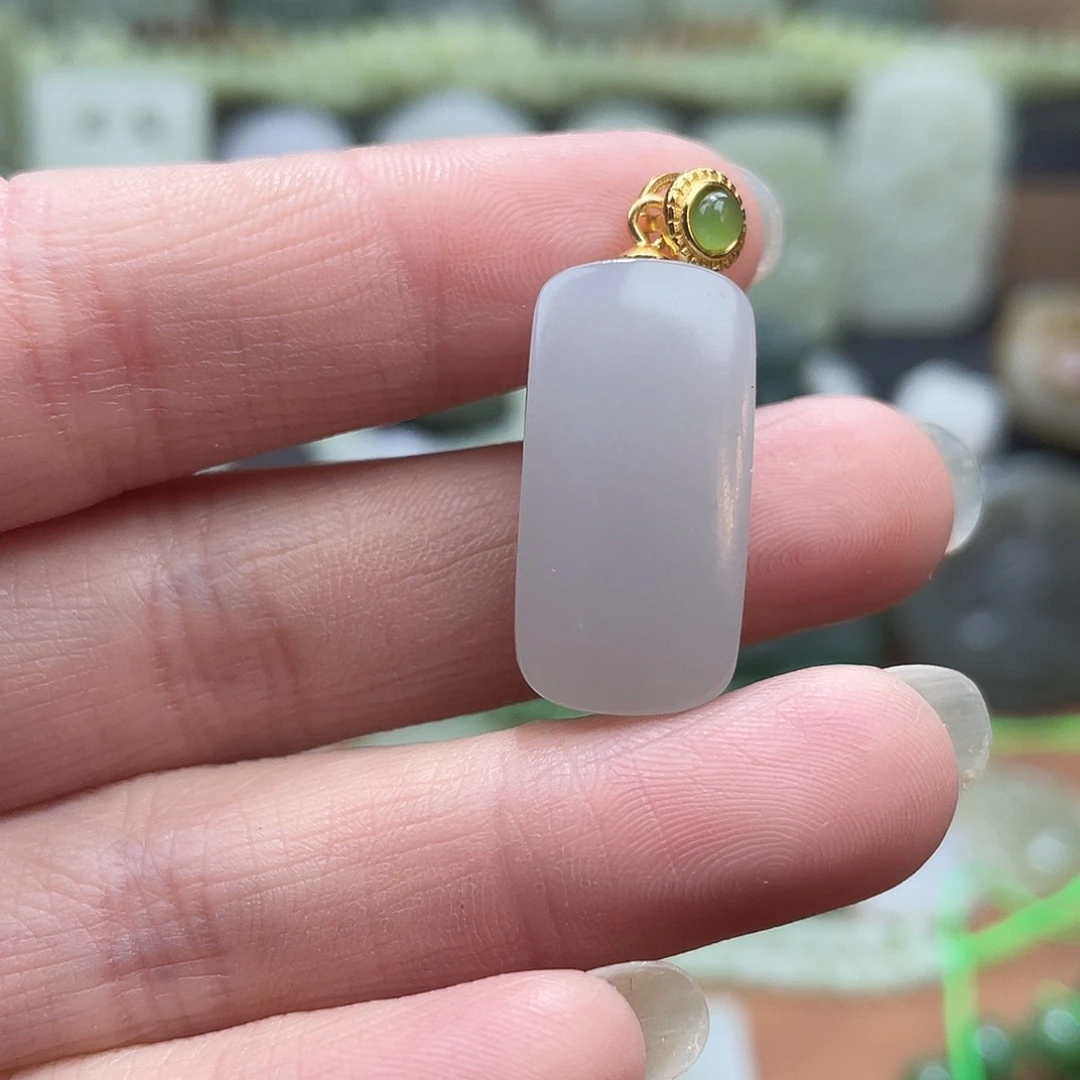 和田玉未镶嵌吊坠(不含链)