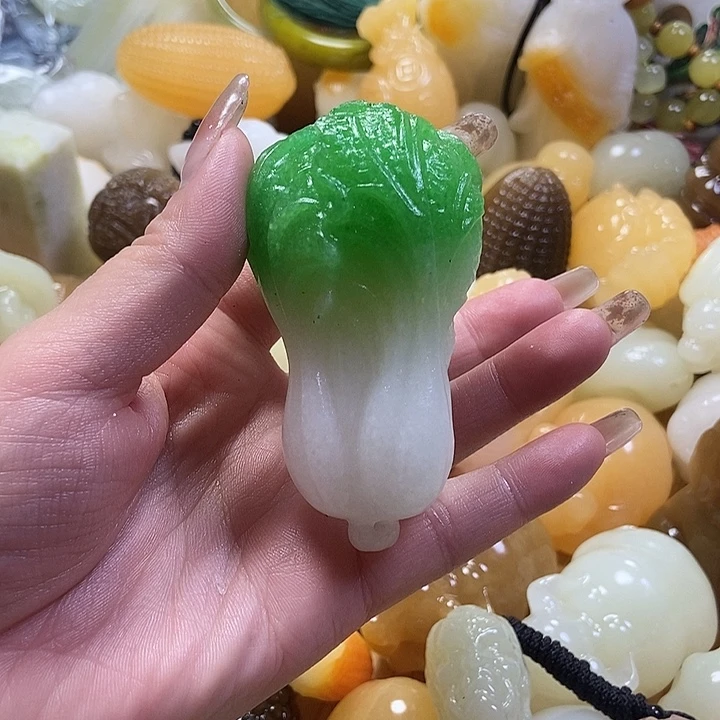完全开放手把件白菜