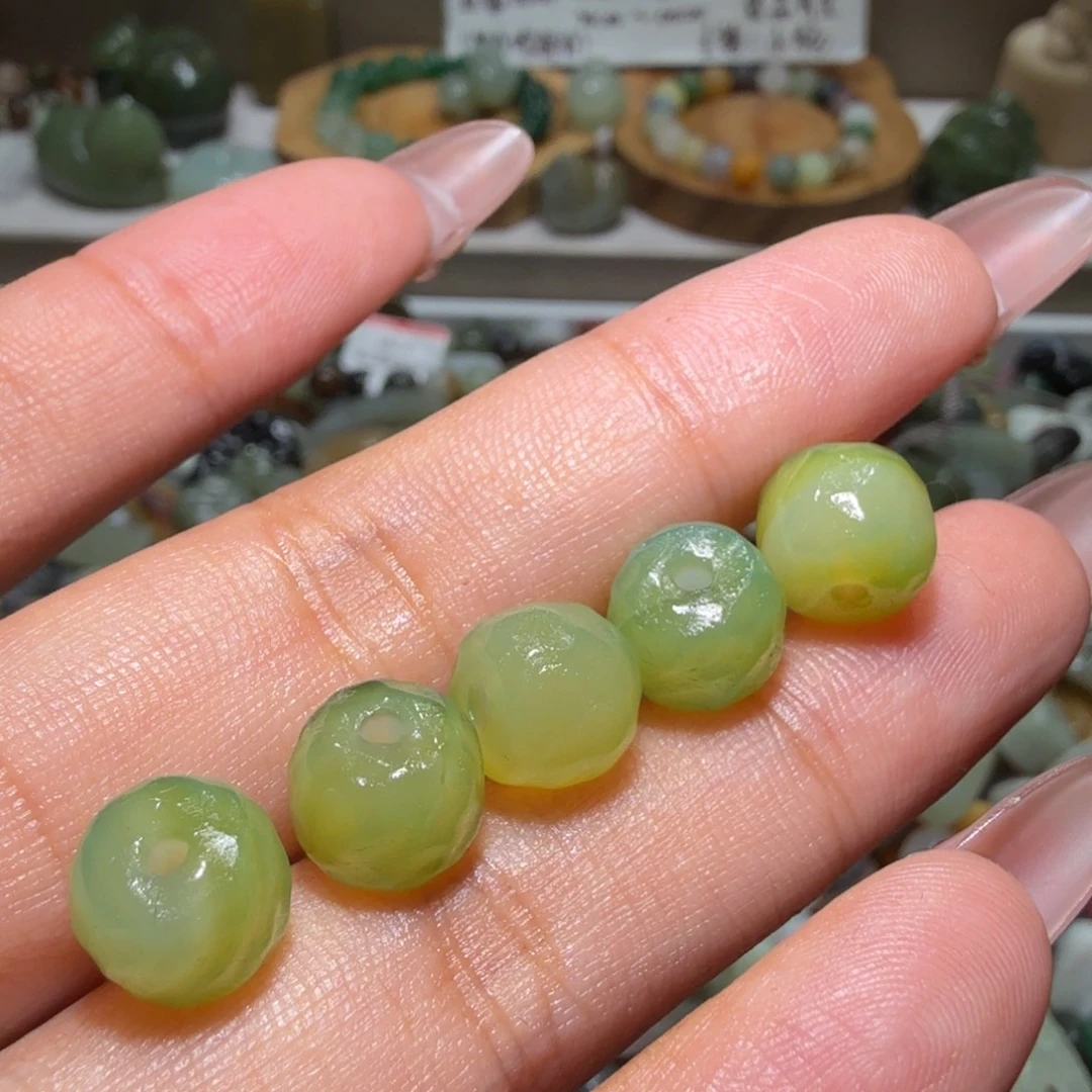 和田玉未镶嵌珠宝奇石