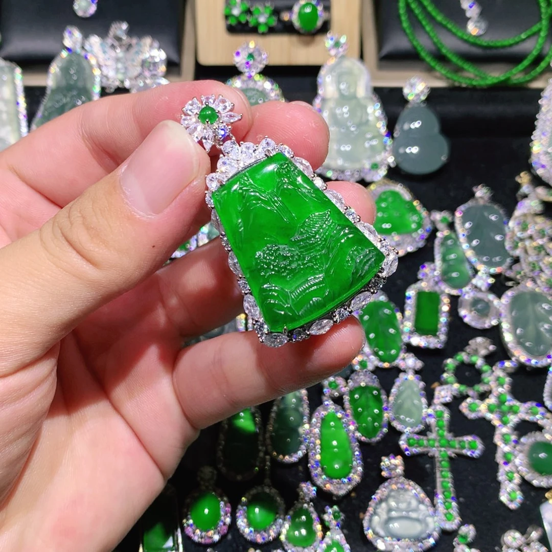 翡翠银S925镶嵌吊坠(赠链)