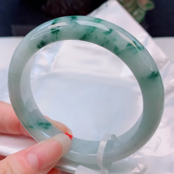 未镶嵌手镯翡翠55圈