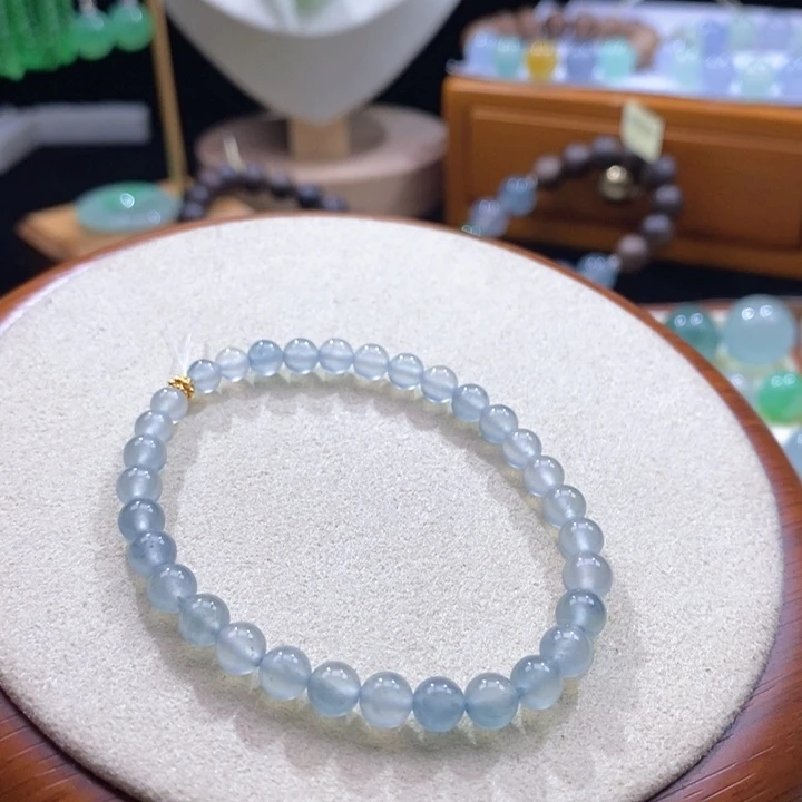 翡翠未镶嵌颈饰翡翠冰淡蓝手串