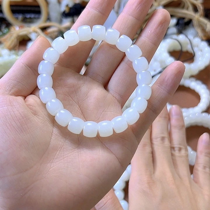 和田玉未镶嵌手串