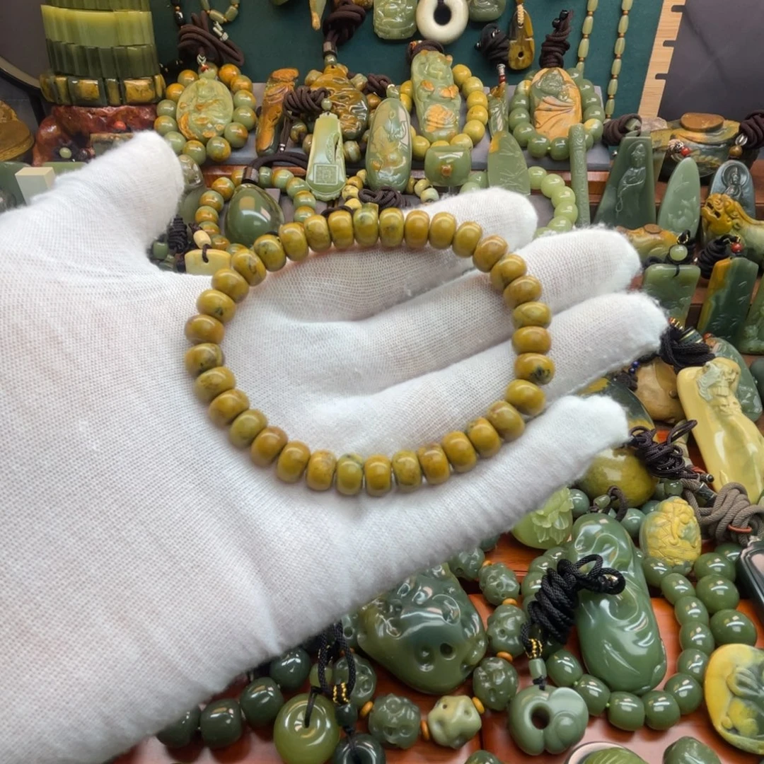 岫岩河磨玉（透闪石质玉）未镶嵌手链