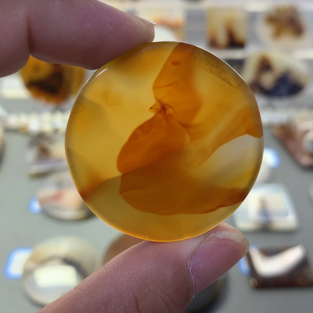 玛瑙/玉髓颈饰未镶嵌