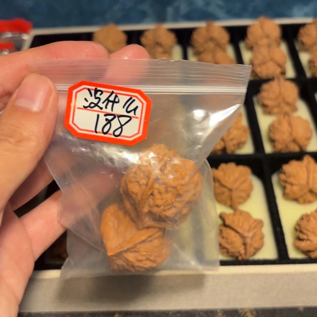 没****吊坠文玩核桃盘山