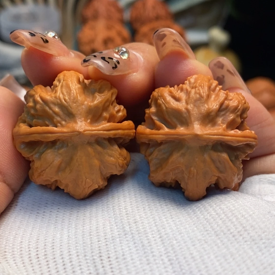 文玩核桃把件肉球八棱王